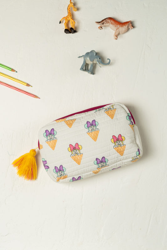 Minnie Scoop Rectangle Quilted Pouch