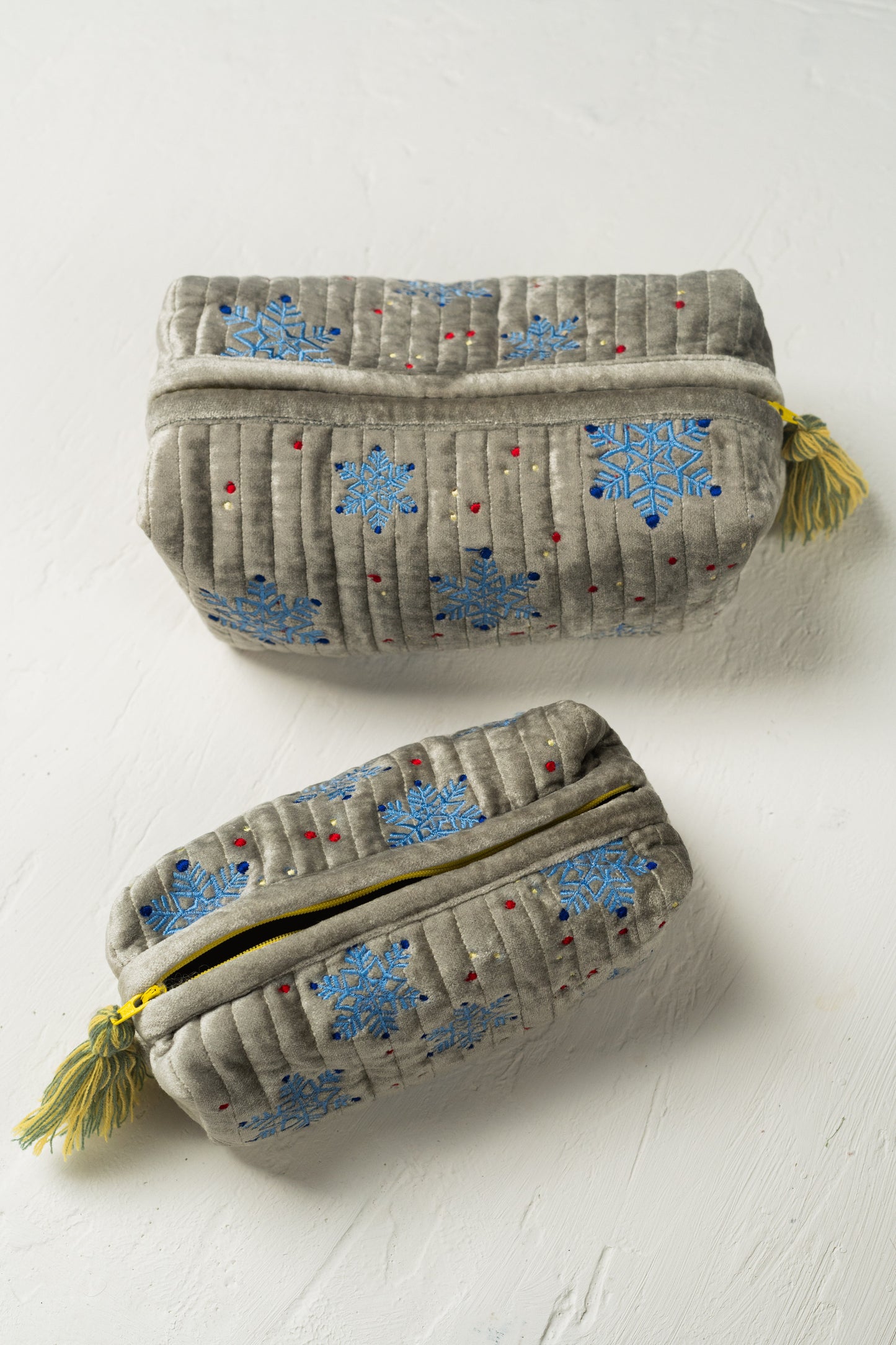 Snow Flake Pouch
