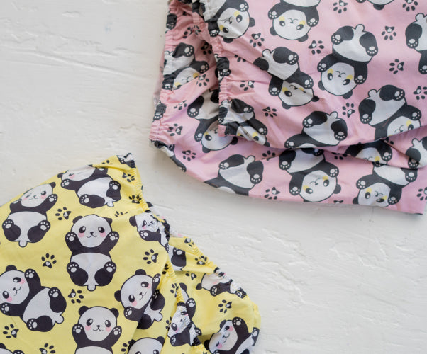 Fitted cot sheet